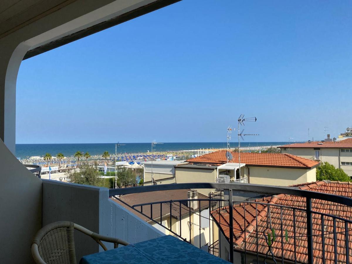 Hotel Moderno - Bed & Breakfast Cervia Eksteriør bilde