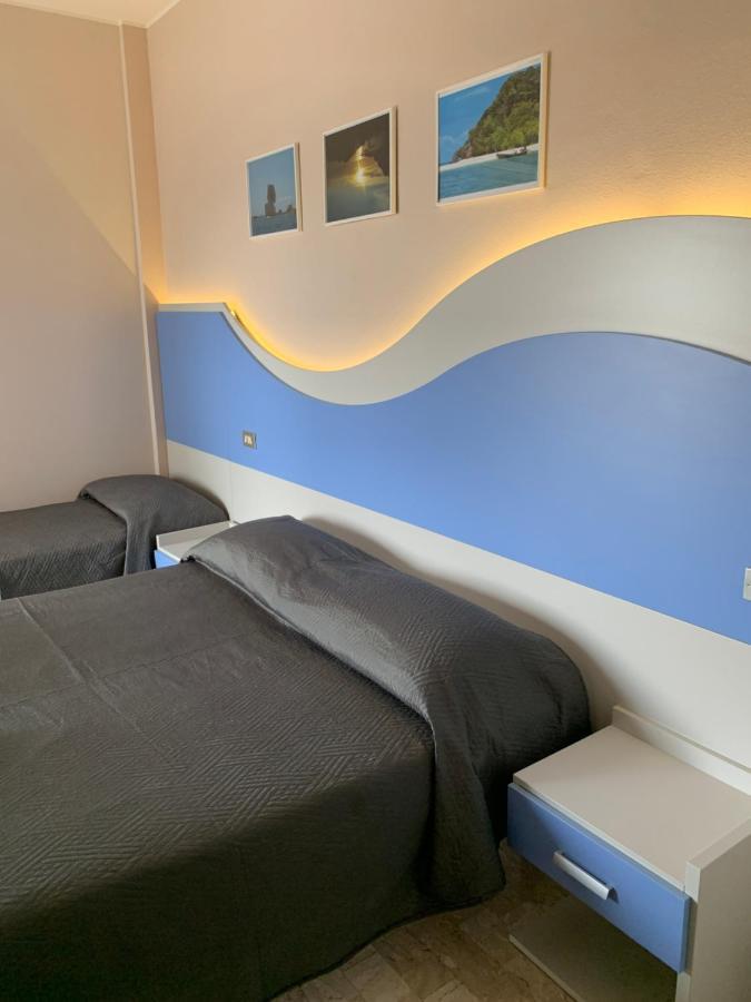 Hotel Moderno - Bed & Breakfast Cervia Eksteriør bilde